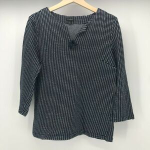 Talbots Top Womens Medium Black White Knit Notch V Neck Bow 3/4 Sleeve Stretch